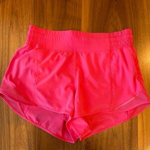 Lululemon Hotty Hot High-Rise Lined Short 2.5”